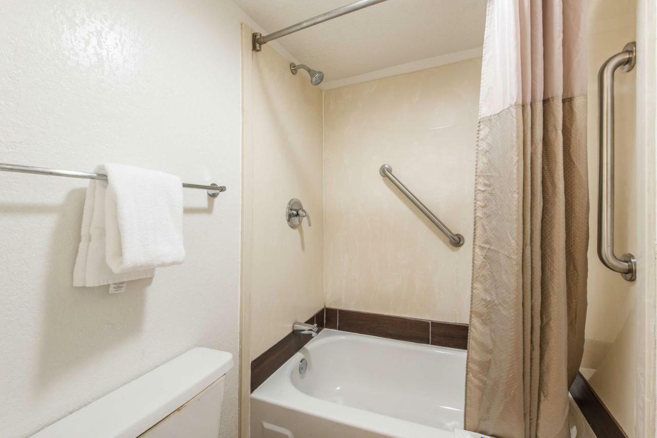 Motel 6-Columbus, Oh - Worthington Bagian luar foto