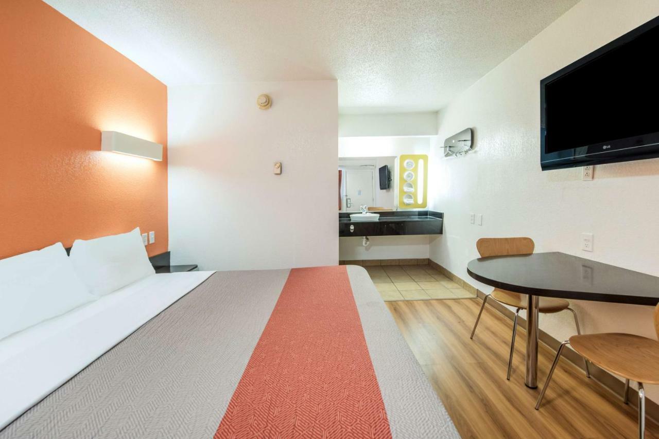 Motel 6-Columbus, Oh - Worthington Bagian luar foto