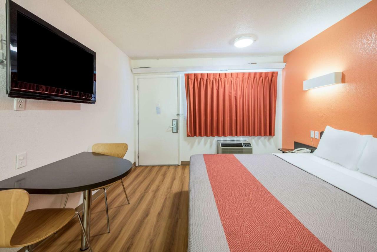 Motel 6-Columbus, Oh - Worthington Bagian luar foto